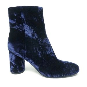 Marc Fisher Gemi Booties Blue Velvet Size 6